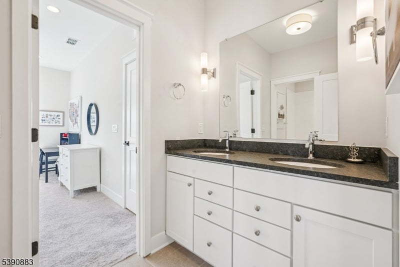 30 Juniper Ct