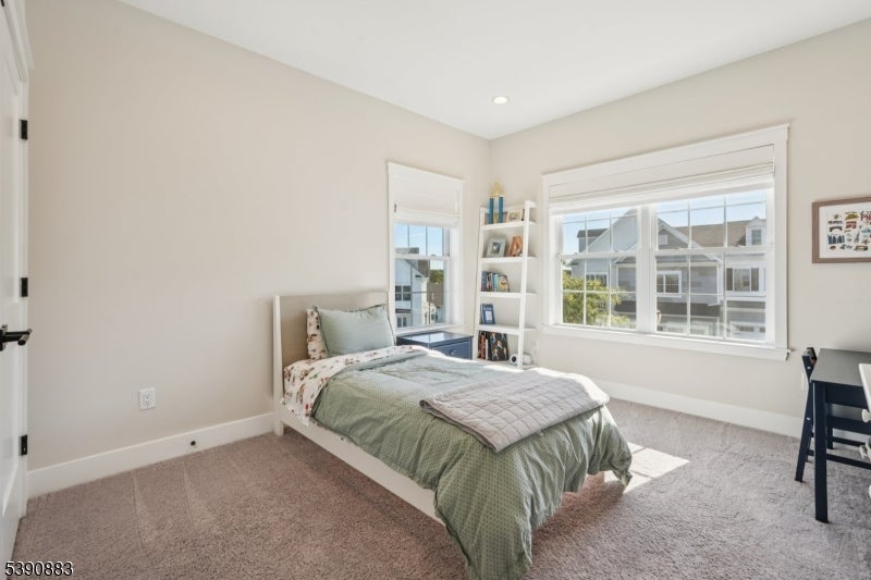 30 Juniper Ct