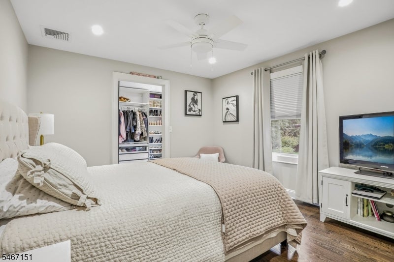 19 Montclair Ave