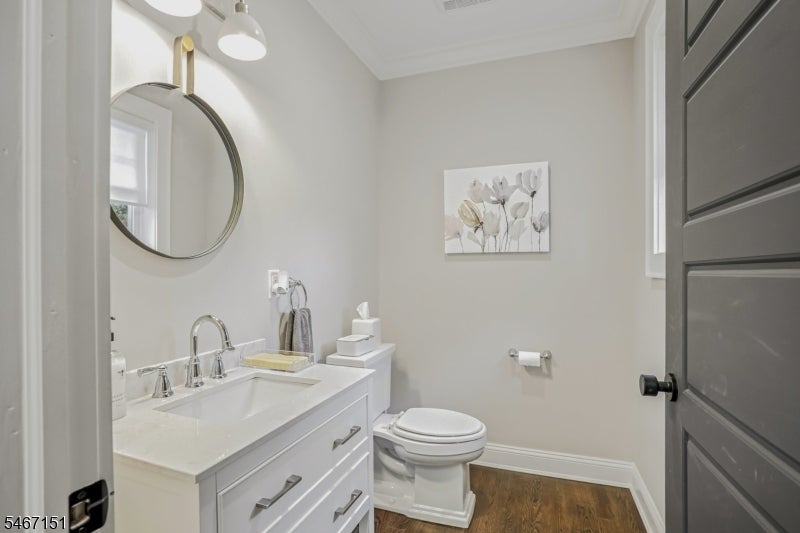 19 Montclair Ave