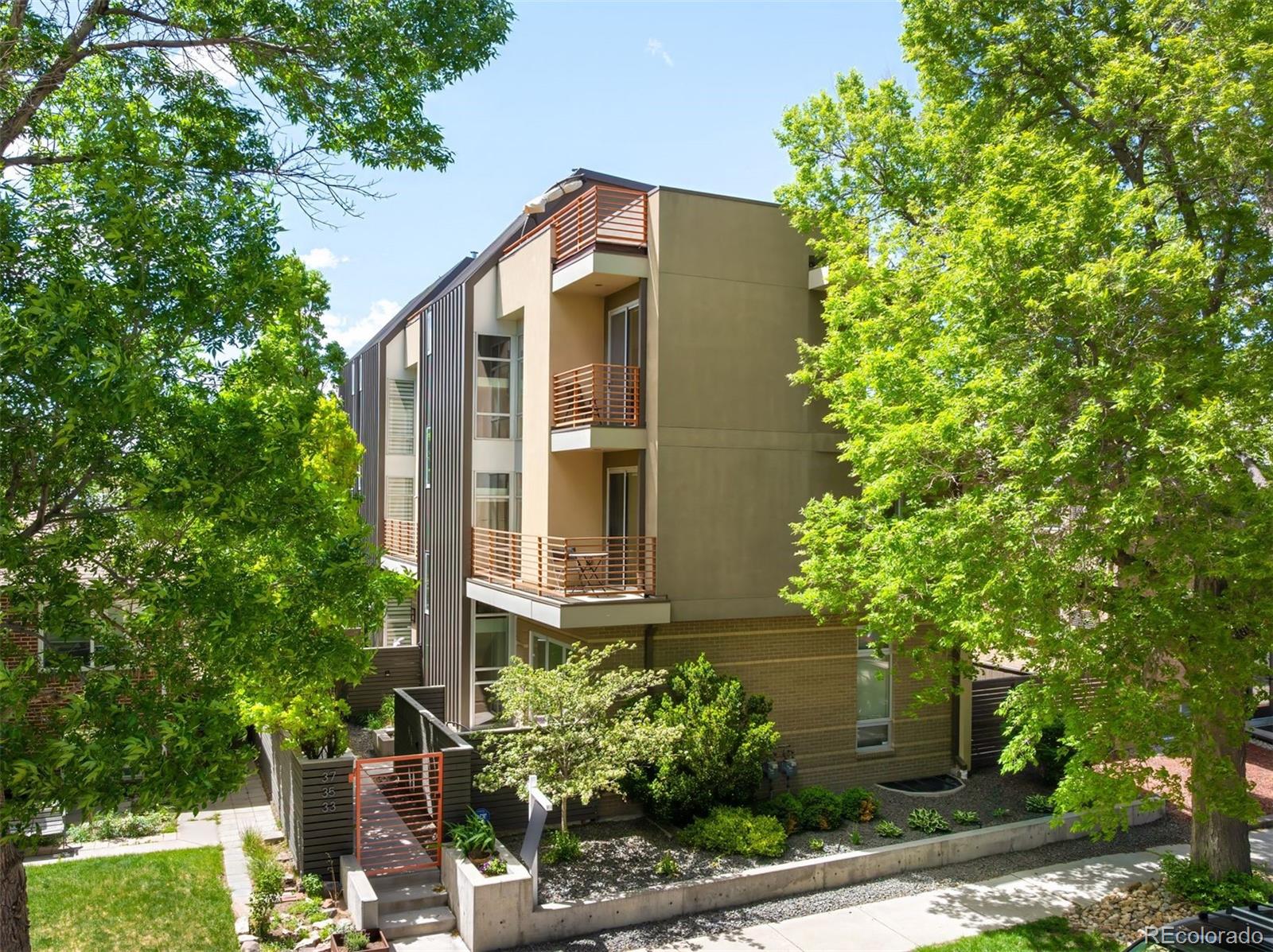 33 S Ogden Street