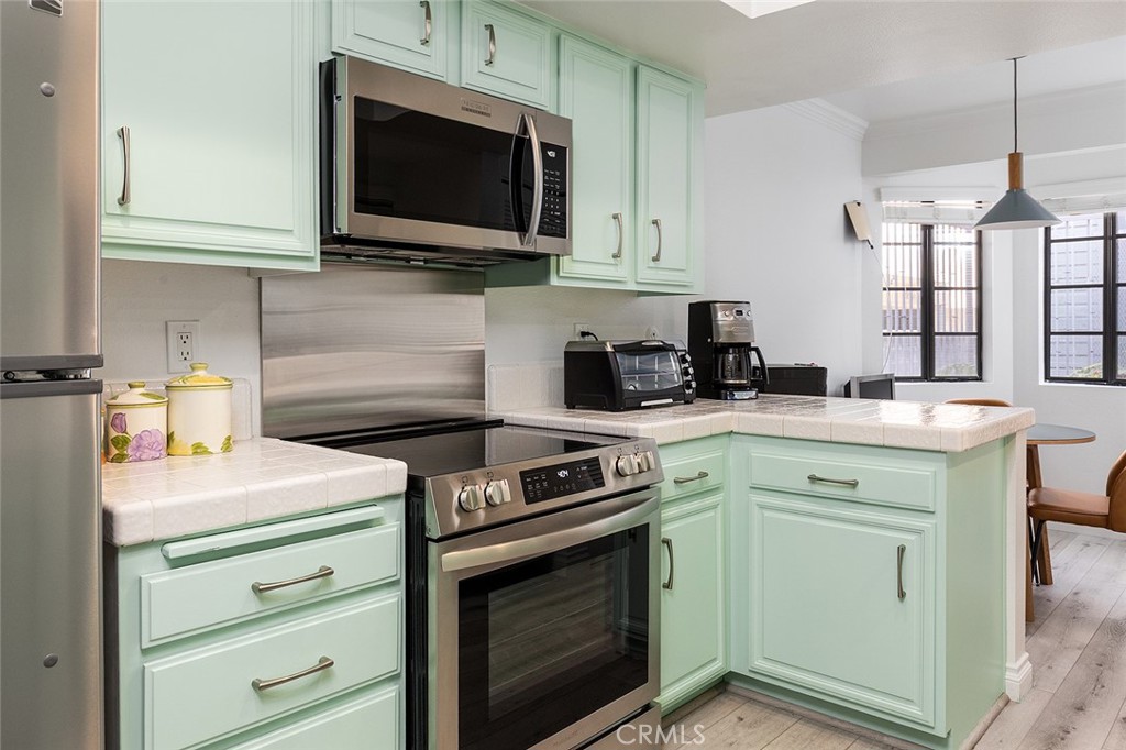 1313 Valley View Road 109