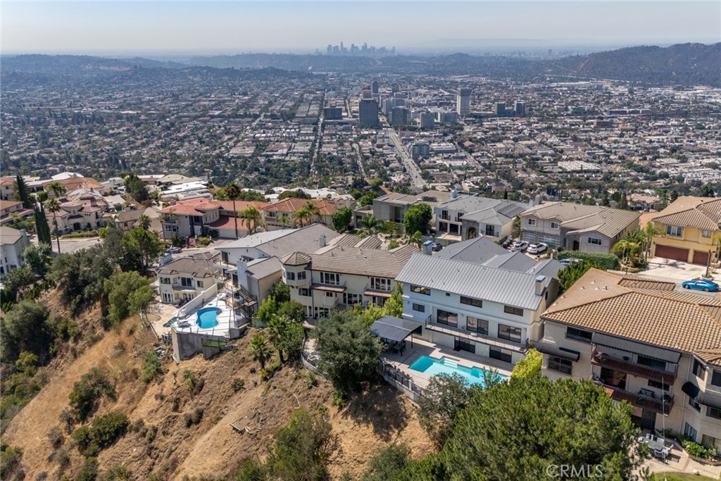 2111 Rimcrest Drive