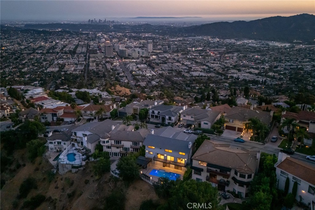 2111 Rimcrest Drive