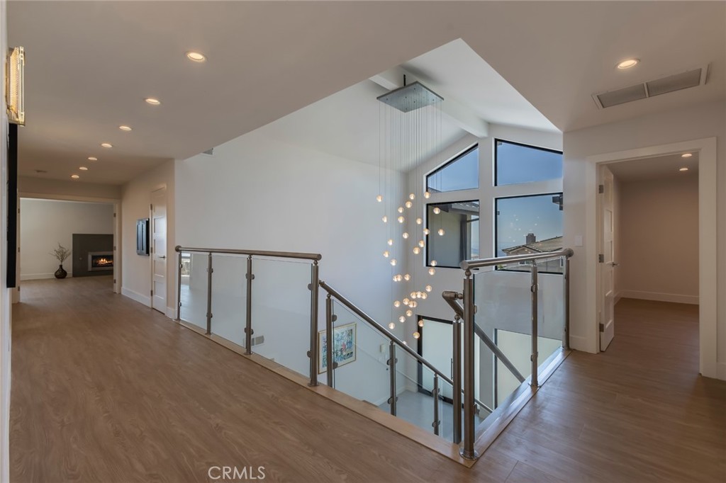2111 Rimcrest Drive