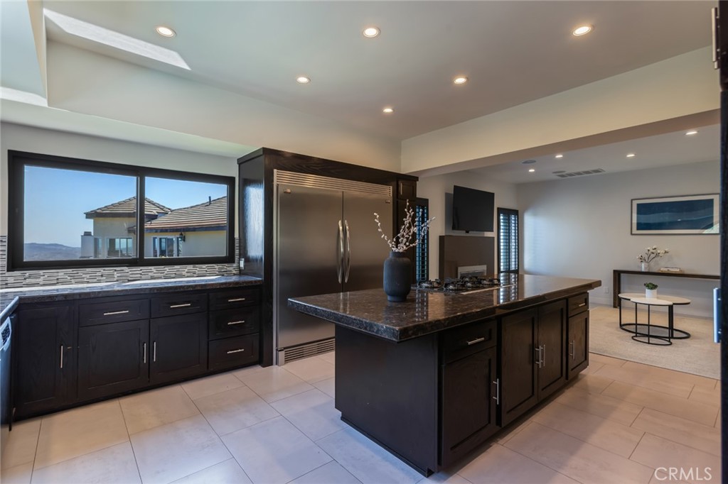 2111 Rimcrest Drive