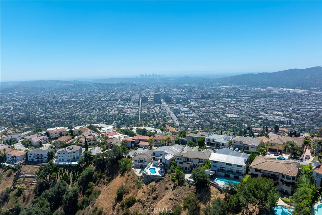 2111 Rimcrest Drive