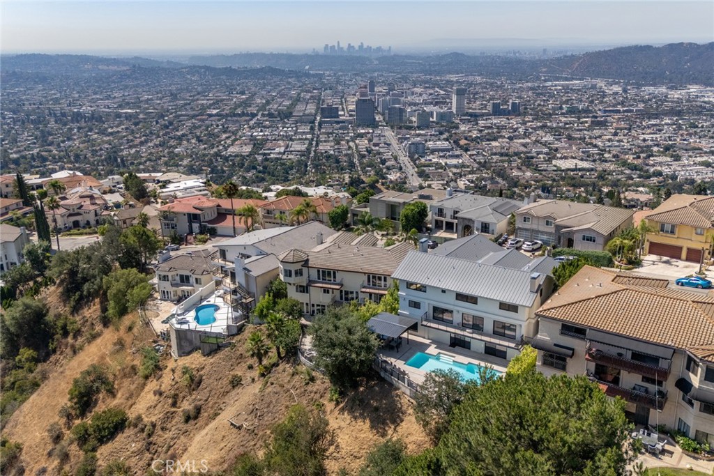2111 Rimcrest Drive