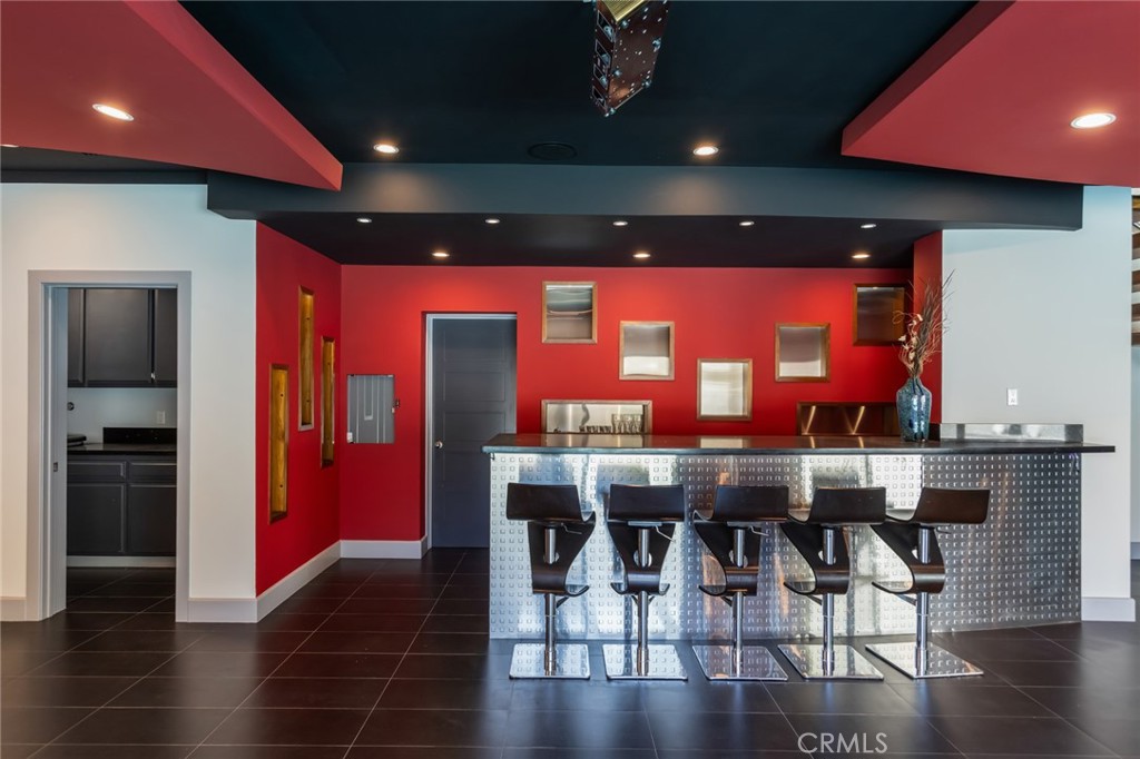 2111 Rimcrest Drive