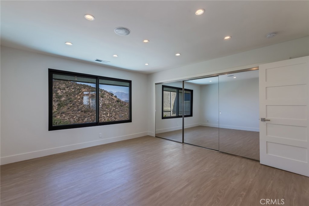 2111 Rimcrest Drive