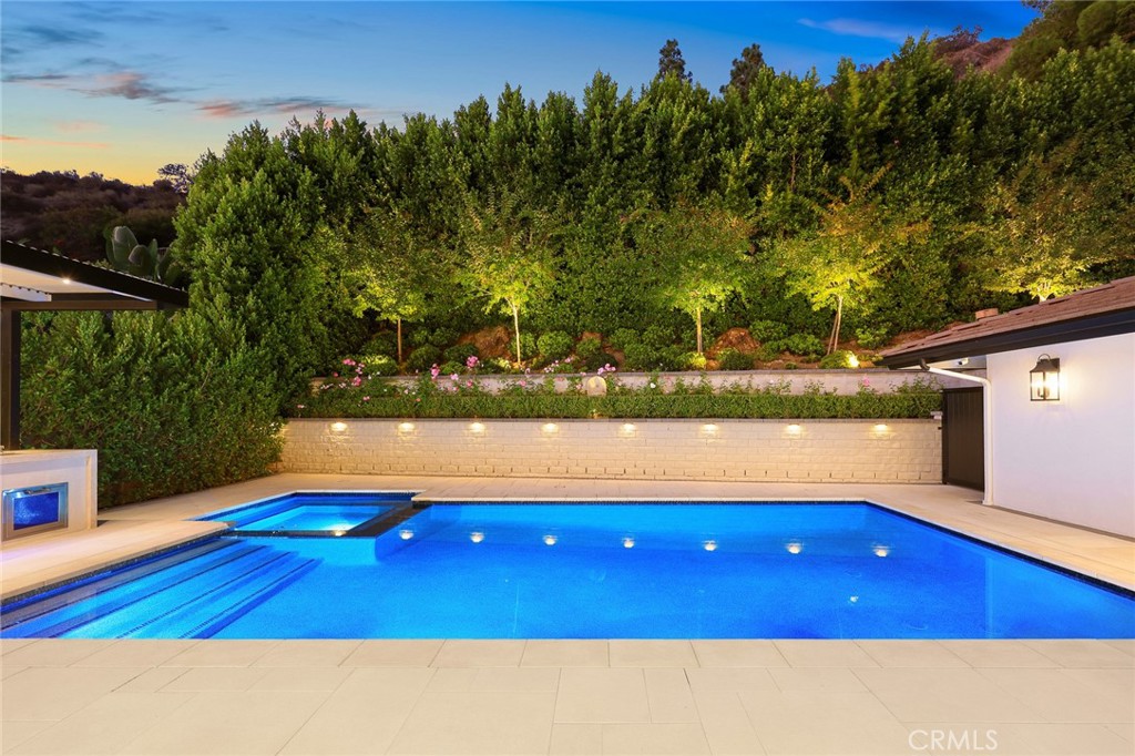 321 Wonderview Drive