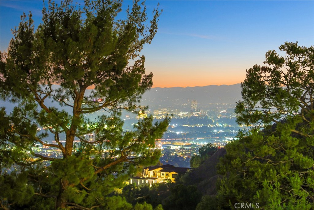 321 Wonderview Drive