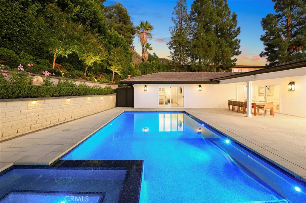 321 Wonderview Drive