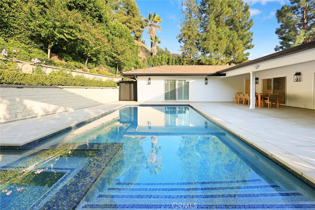 321 Wonderview Drive