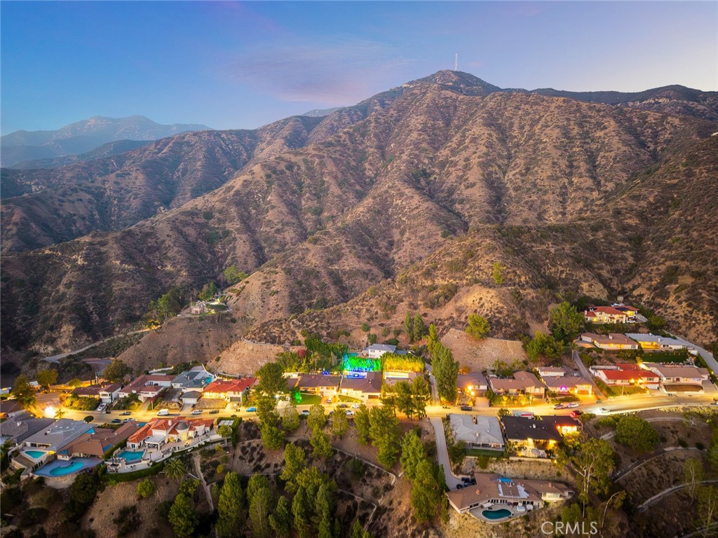 321 Wonderview Drive