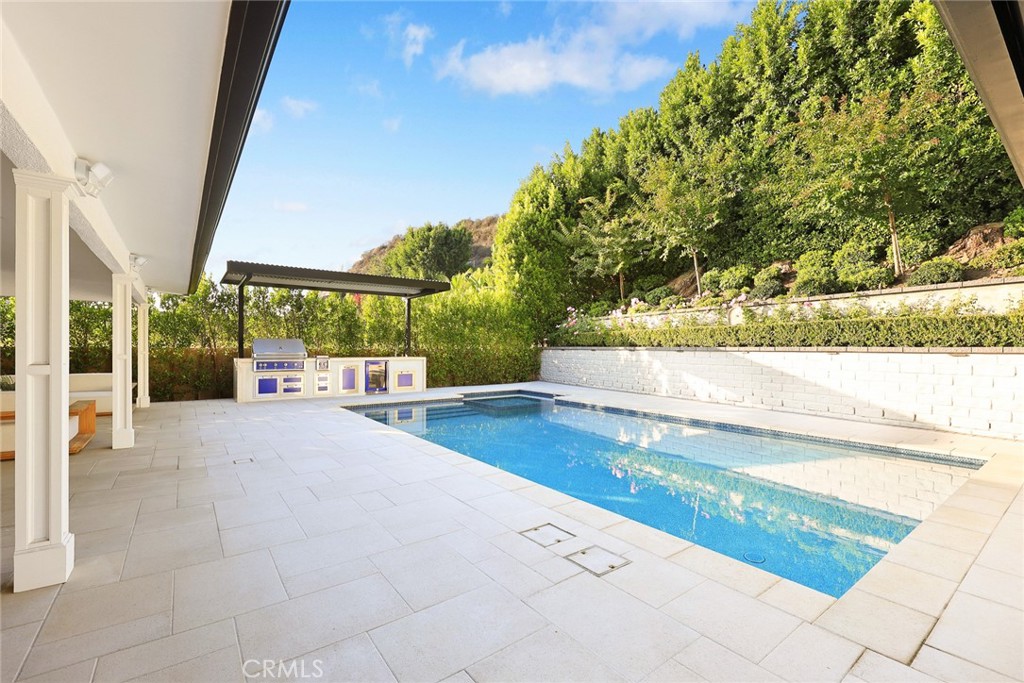 321 Wonderview Drive