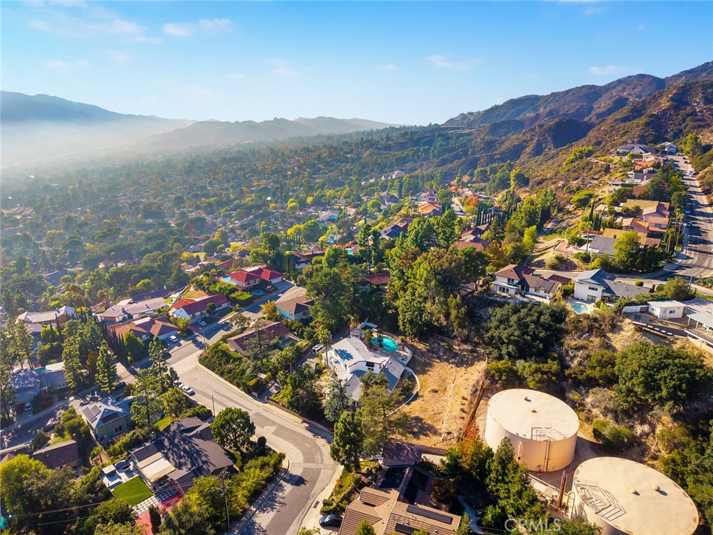 2829 Willowhaven Drive