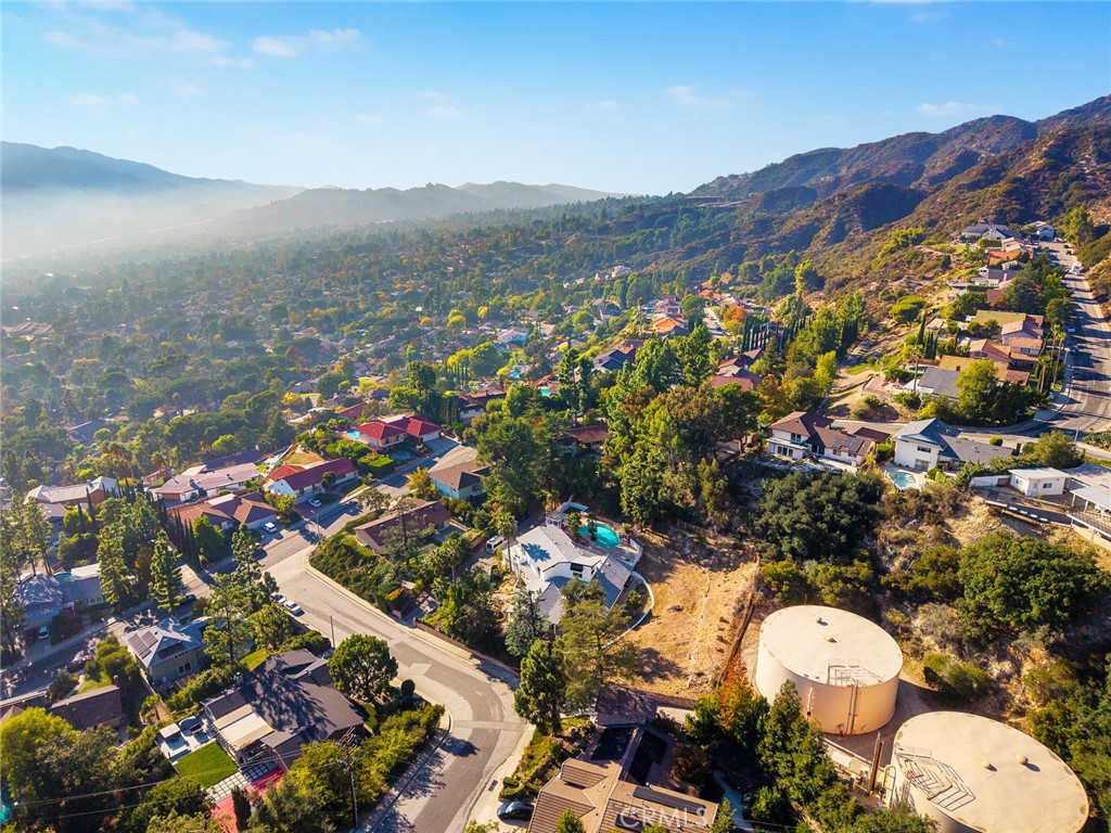 2829 Willowhaven Drive