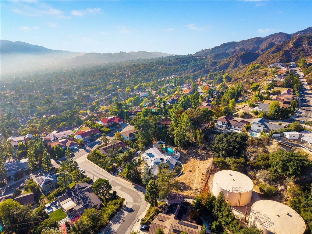 2829 Willowhaven Drive