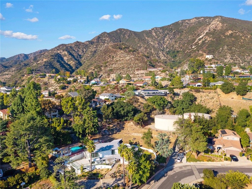 2829 Willowhaven Drive