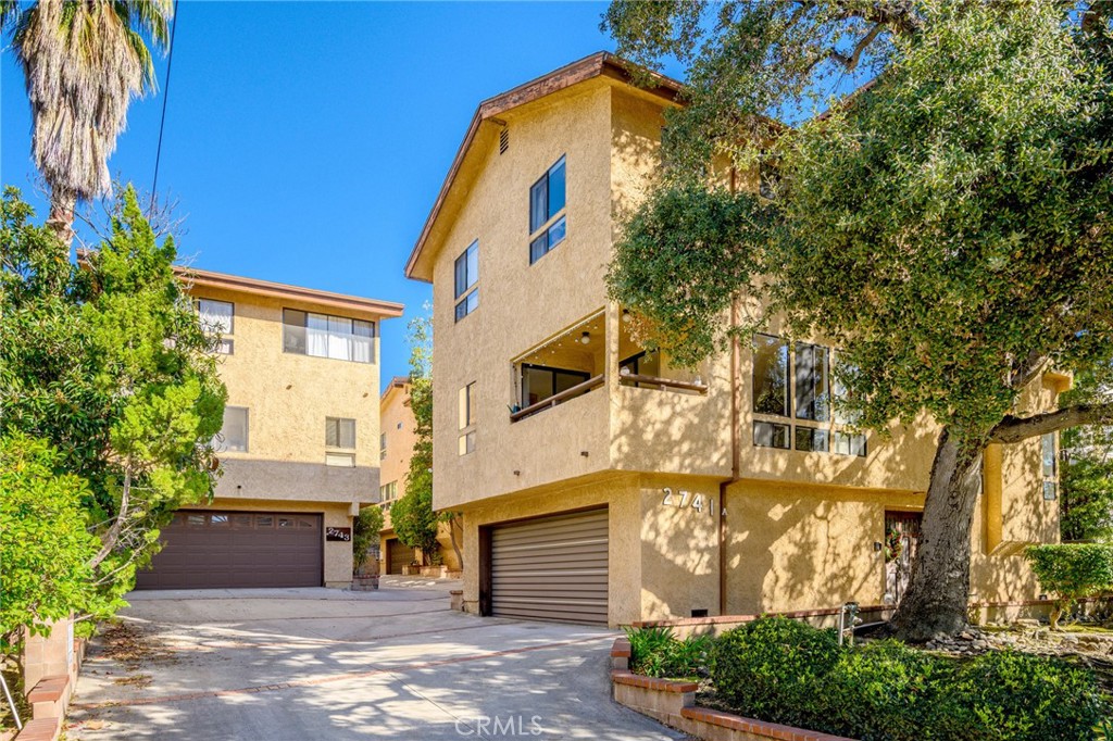 2743 Hermosa