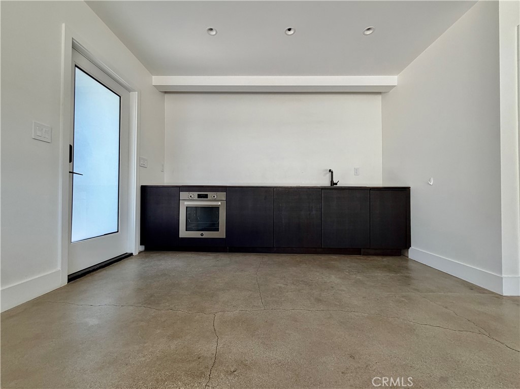 2536 Mayfield 1/2