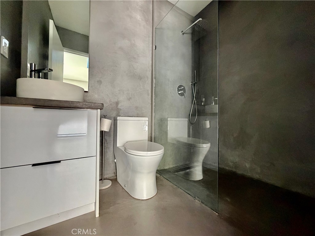 2536 Mayfield 1/2