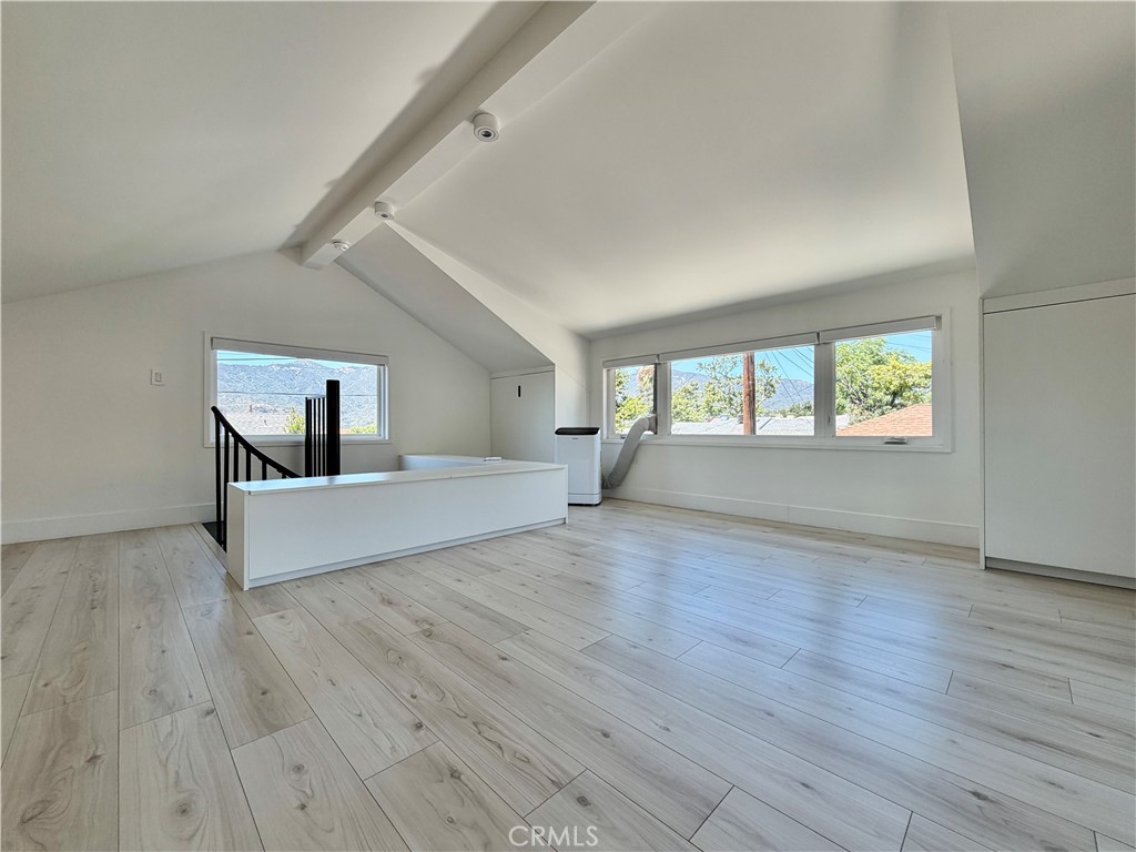 2536 Mayfield 1/2