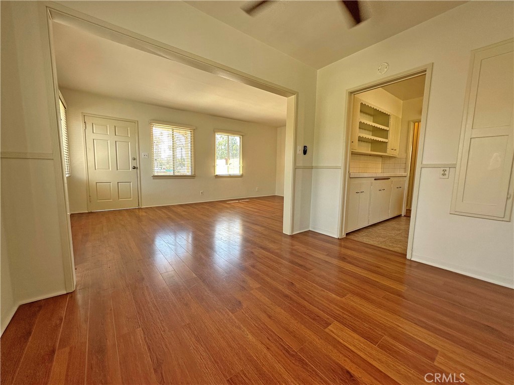 1609 E Chevy Chase Drive 1611