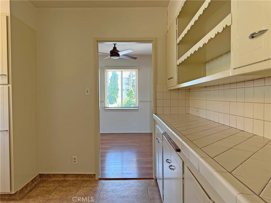 1609 E Chevy Chase Drive 1611