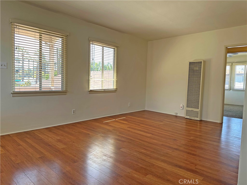1609 E Chevy Chase Drive 1611