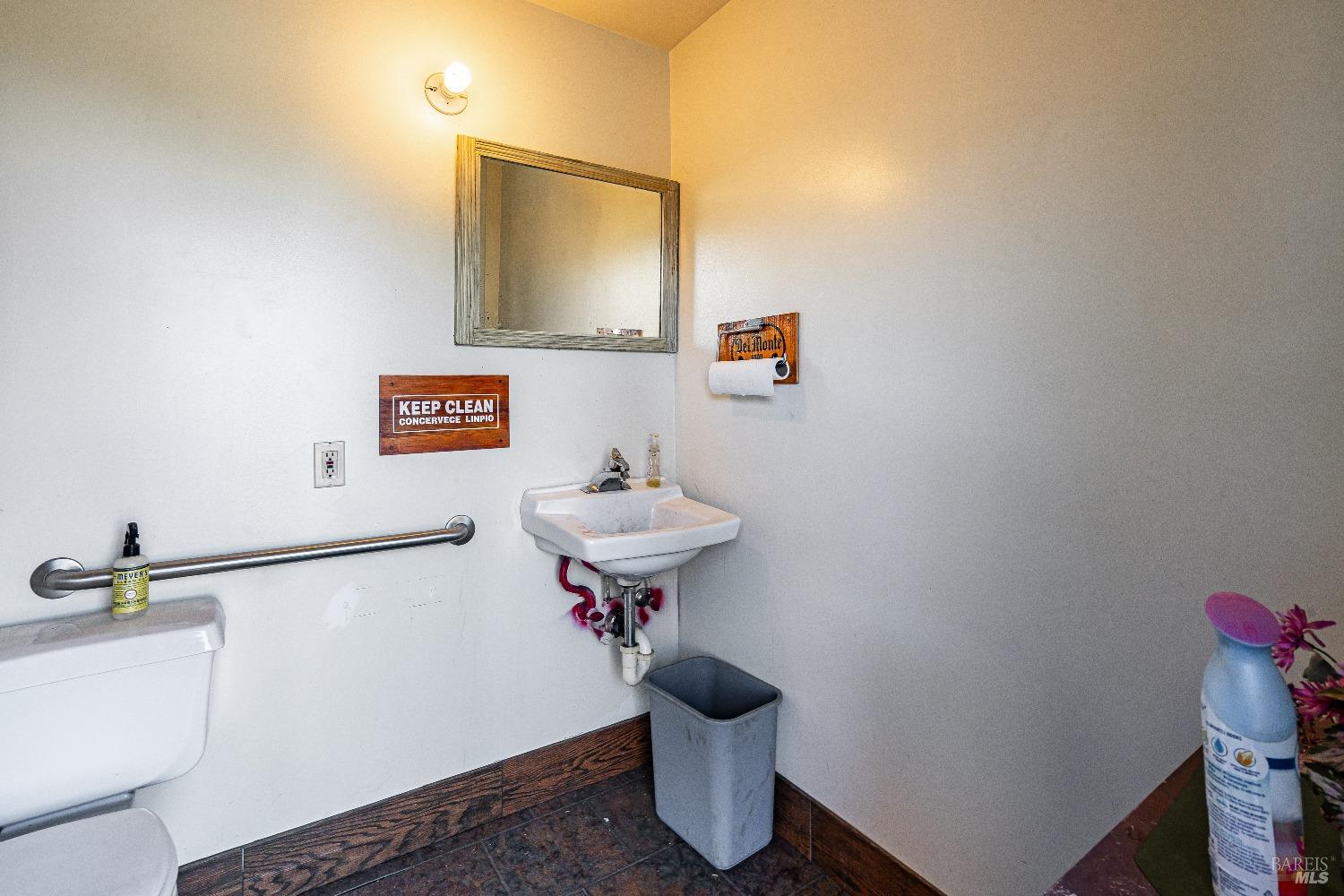 50 Adobe Canyon Road