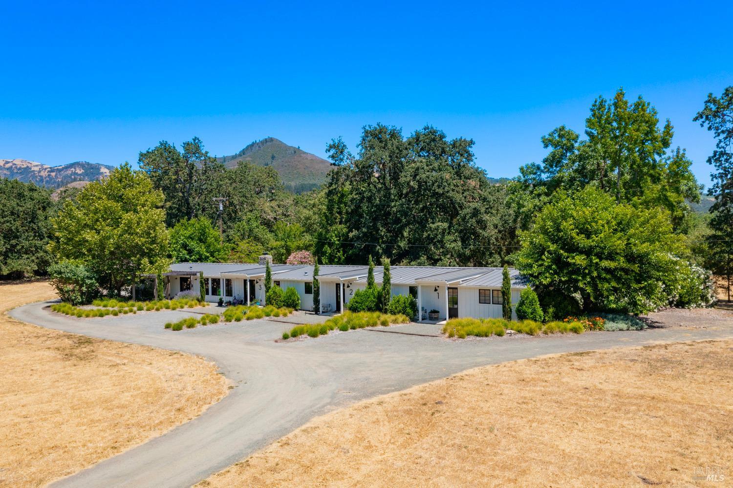 8099 Sonoma Hwy