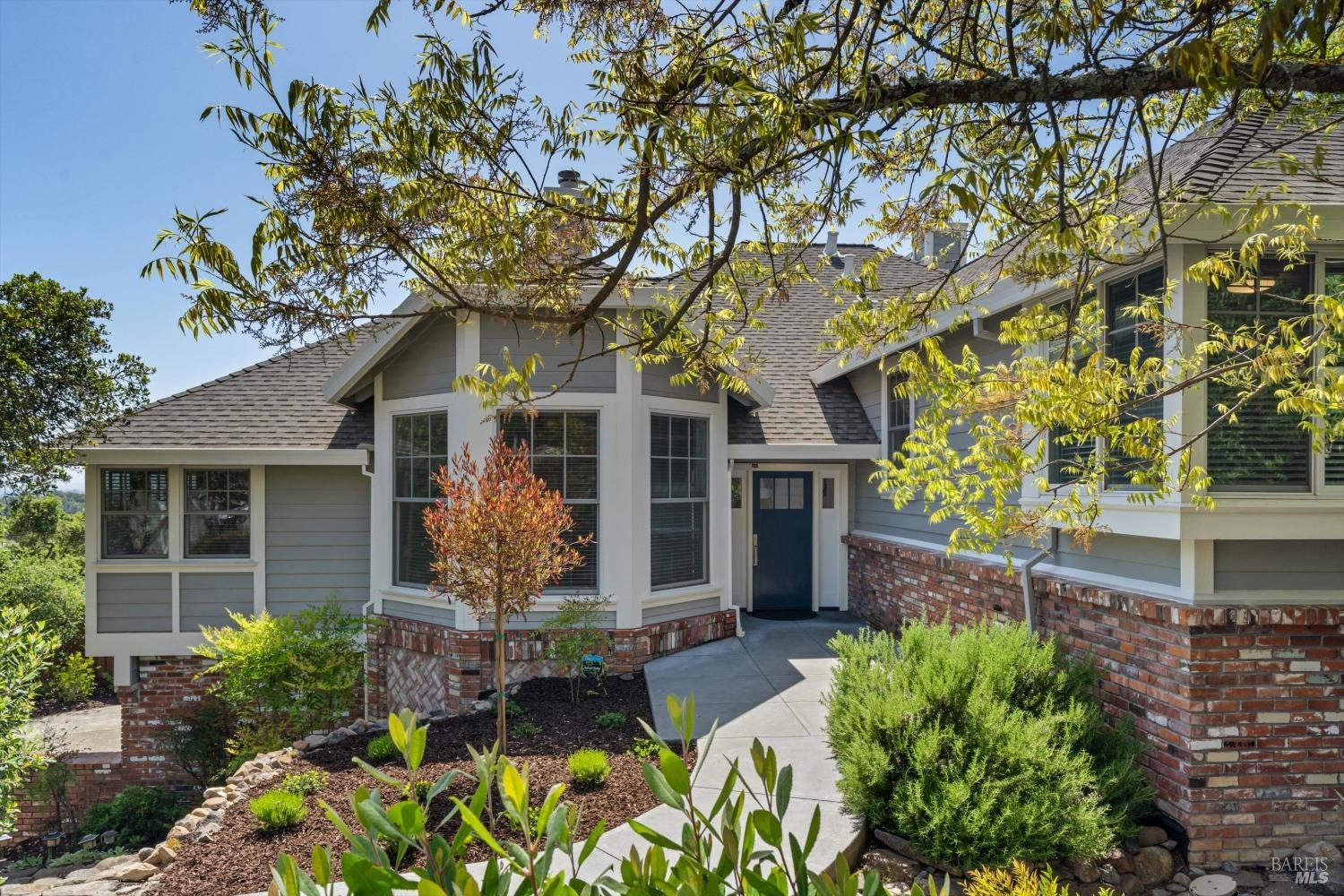 3250 Cobblestone Dr