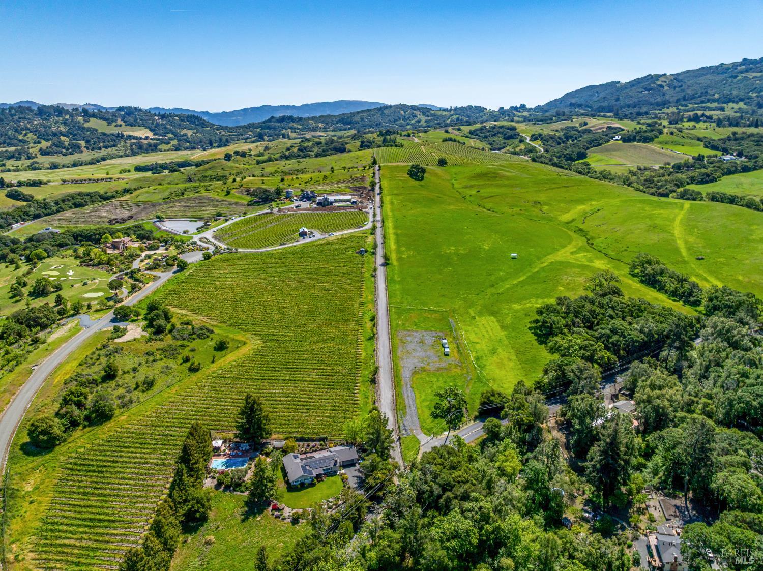 4560 Sonoma Mountain Rd