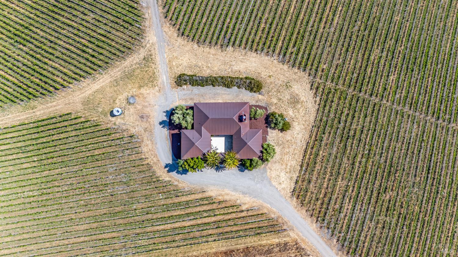 6513 Lakeville Hwy