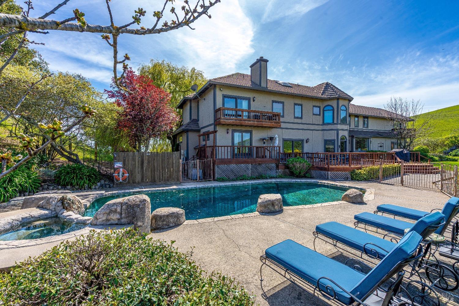 4720 Guenza Rd