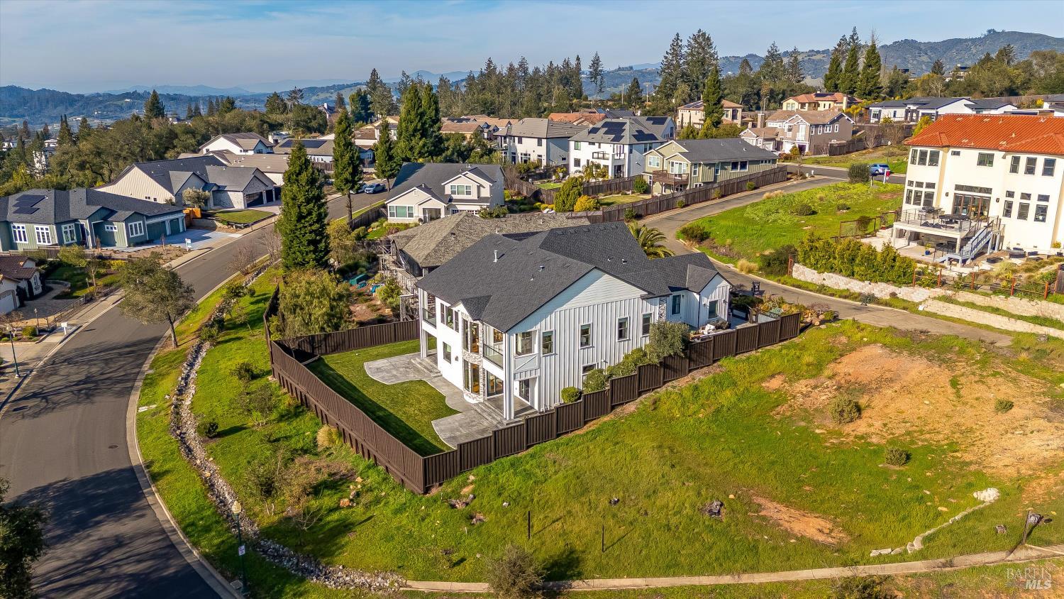 2116 Wedgewood Way