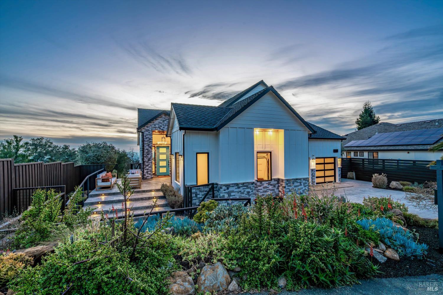 2116 Wedgewood Way