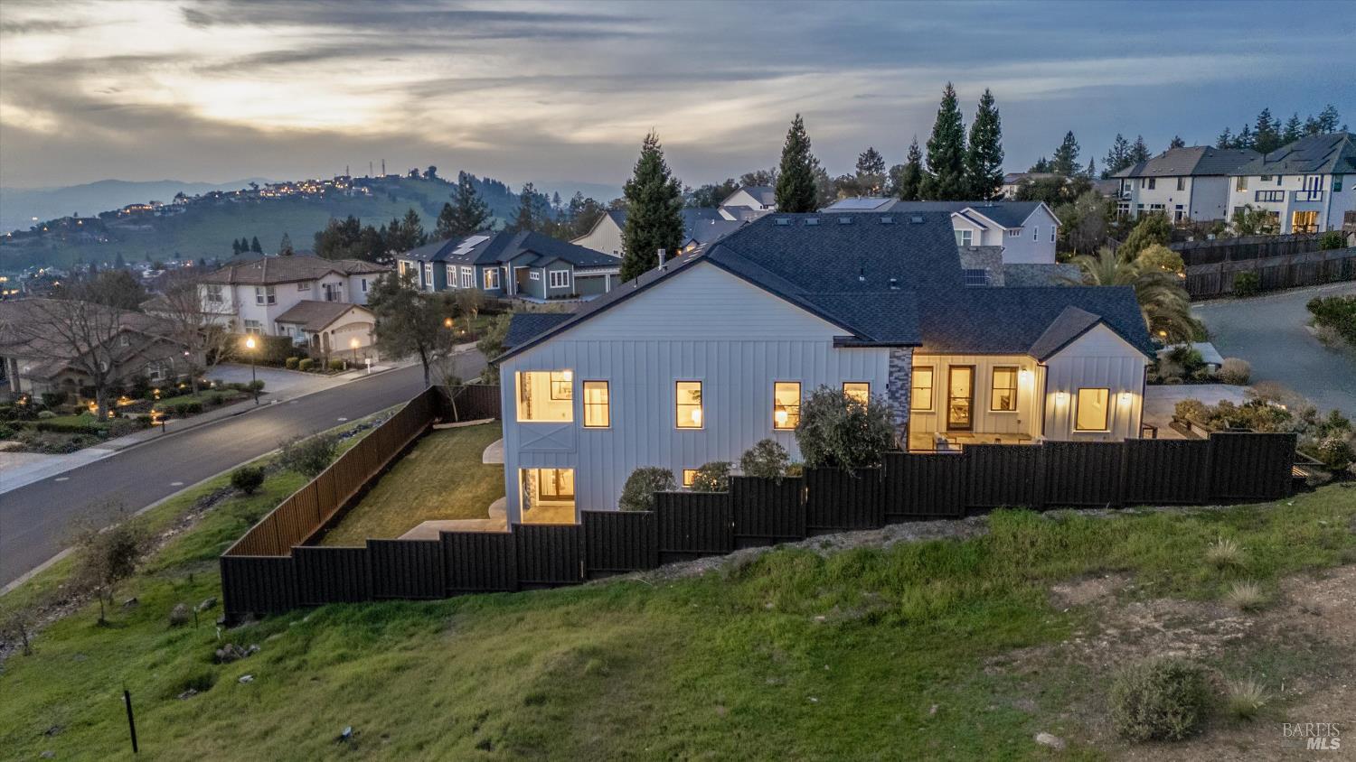 2116 Wedgewood Way