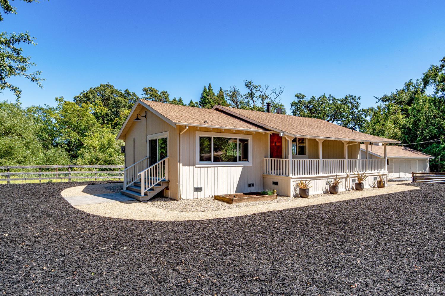 8021 Sonoma Highway