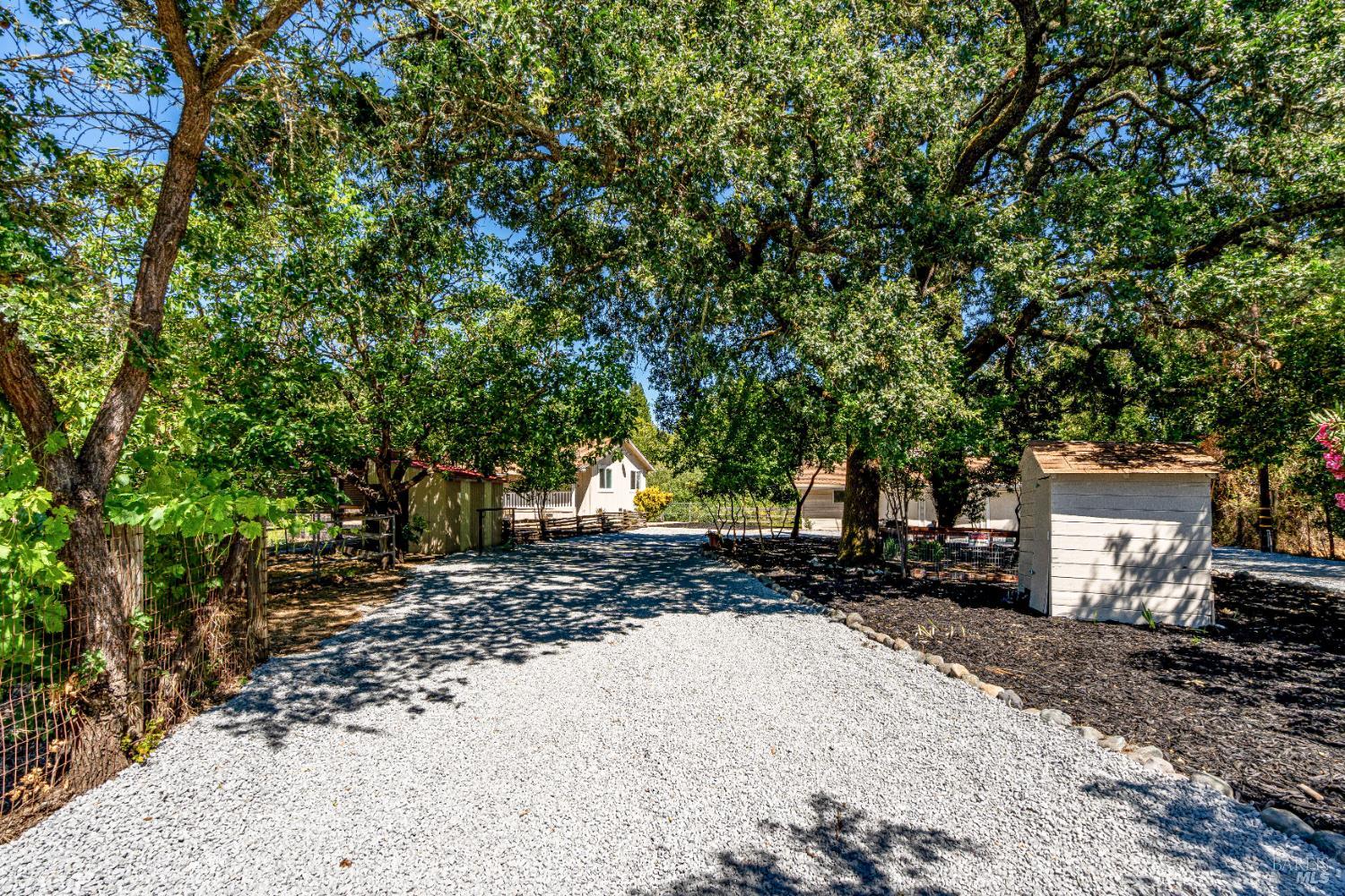 8021 Sonoma Highway