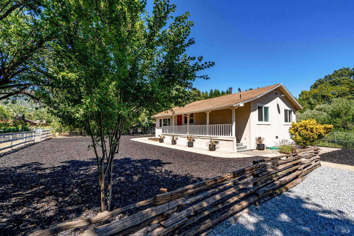8021 Sonoma Highway