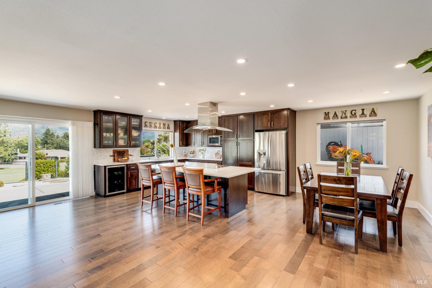 7309 Oakmont Drive