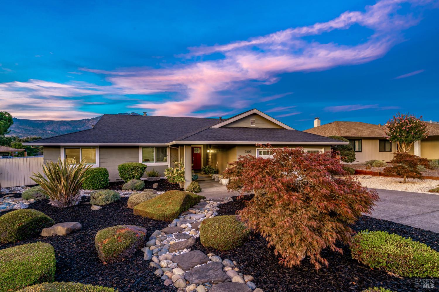 7309 Oakmont Drive