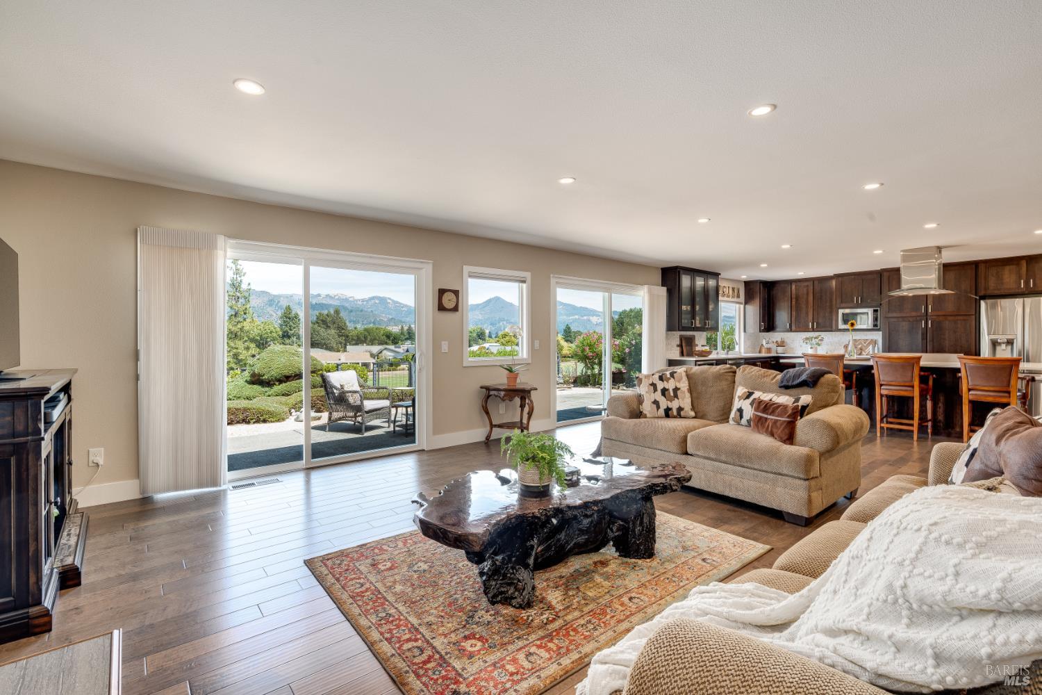 7309 Oakmont Drive
