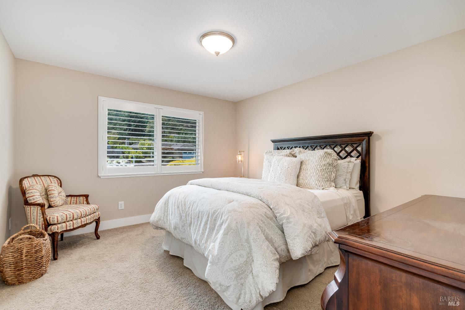 7309 Oakmont Drive