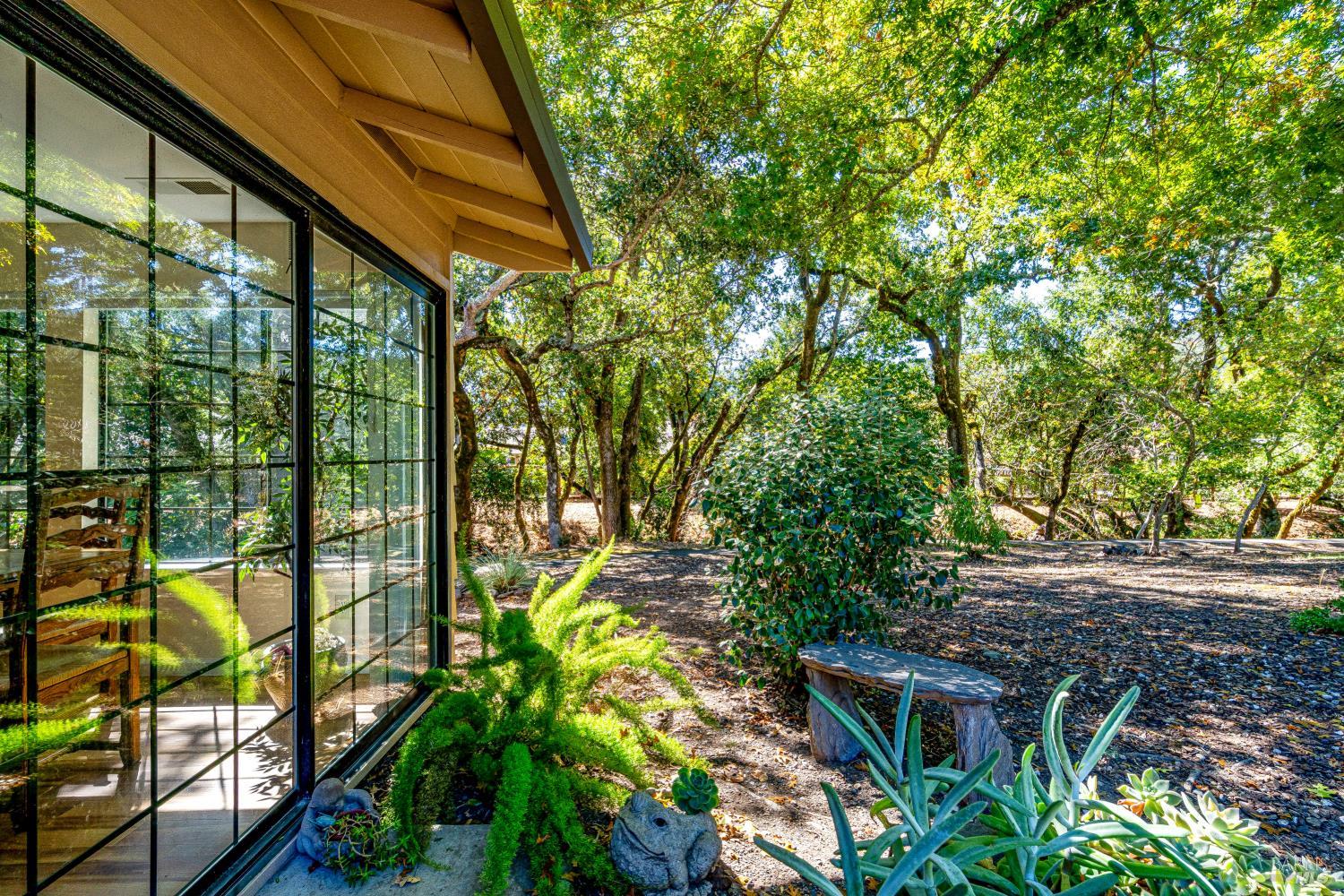 6492 Meadowridge Drive