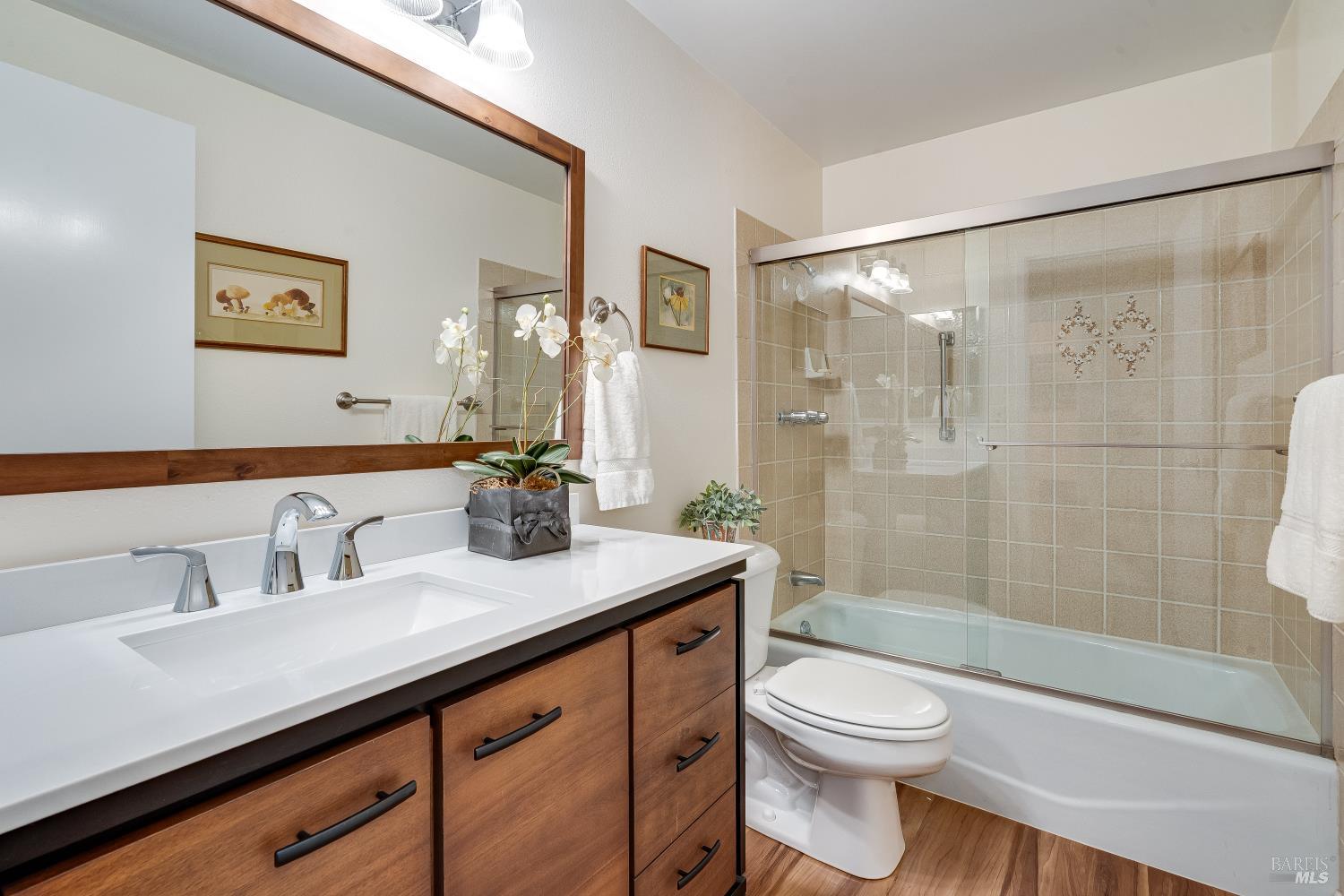 6492 Meadowridge Drive