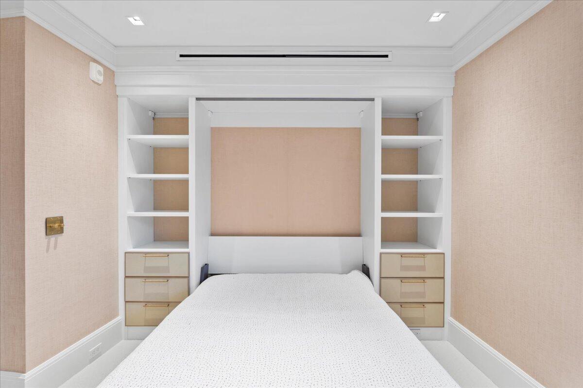 100 Royal Palm Way G3